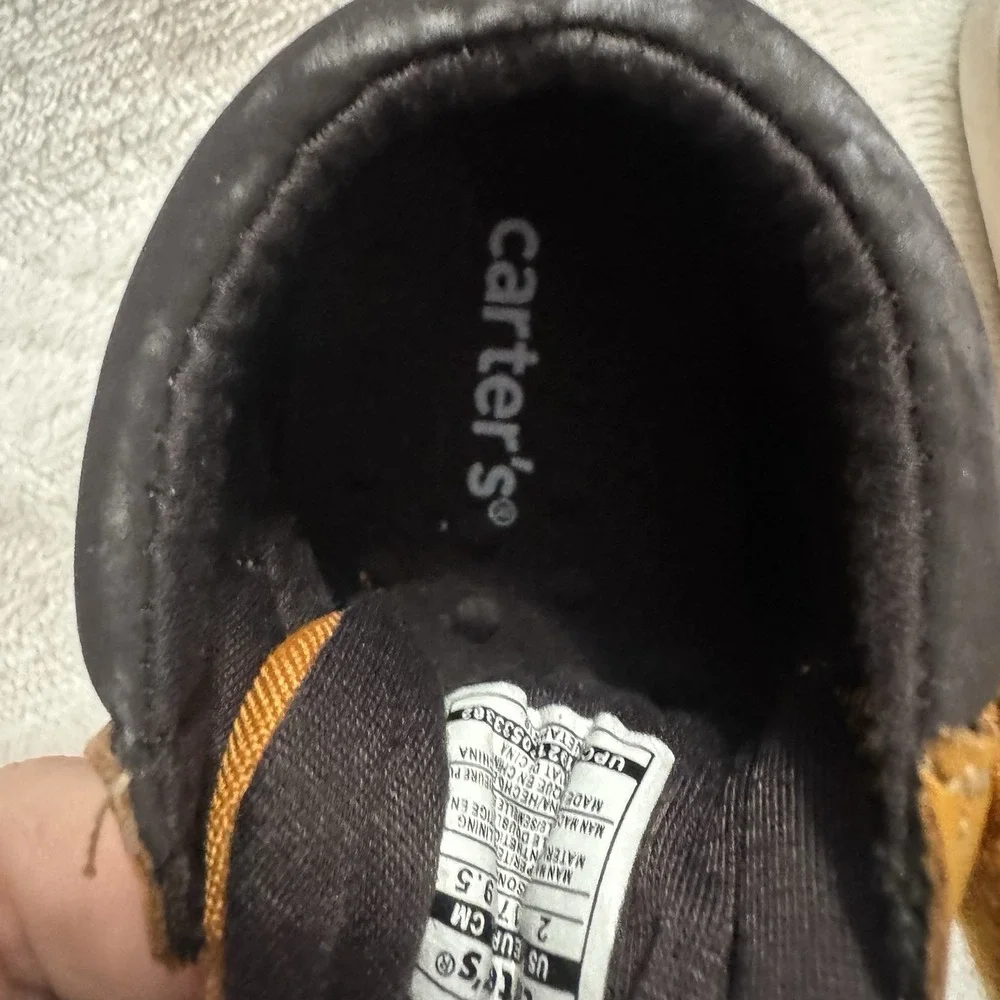 Carters Baby Boots Fox Brown High Top Sneakers Toddler Size 2 Hook‎ Loop